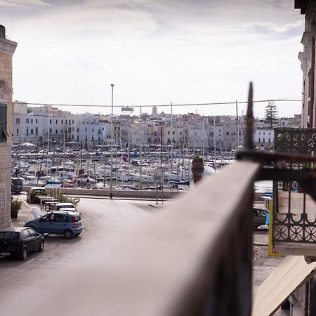 Seaport #Rooms Трани Экстерьер фото