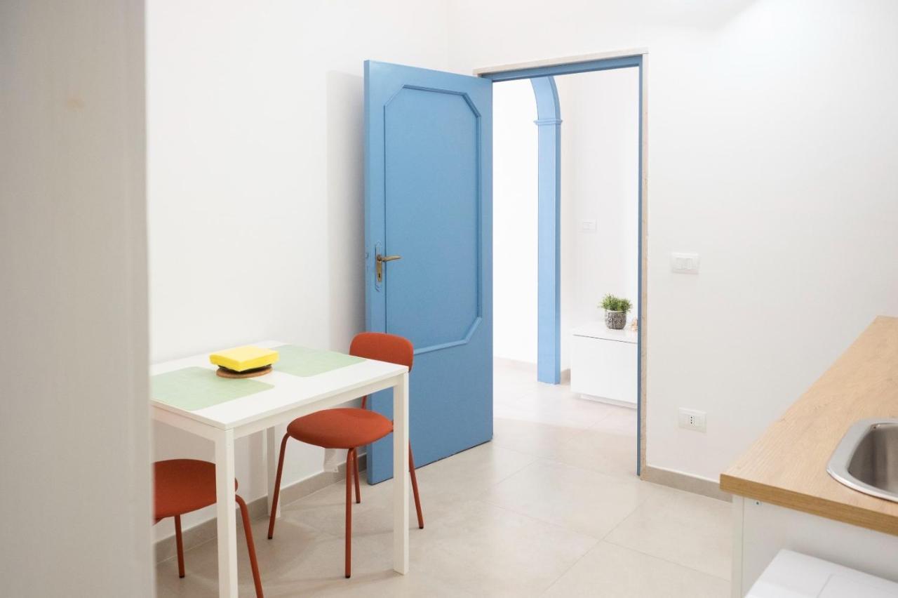 Seaport #Rooms Трани Экстерьер фото